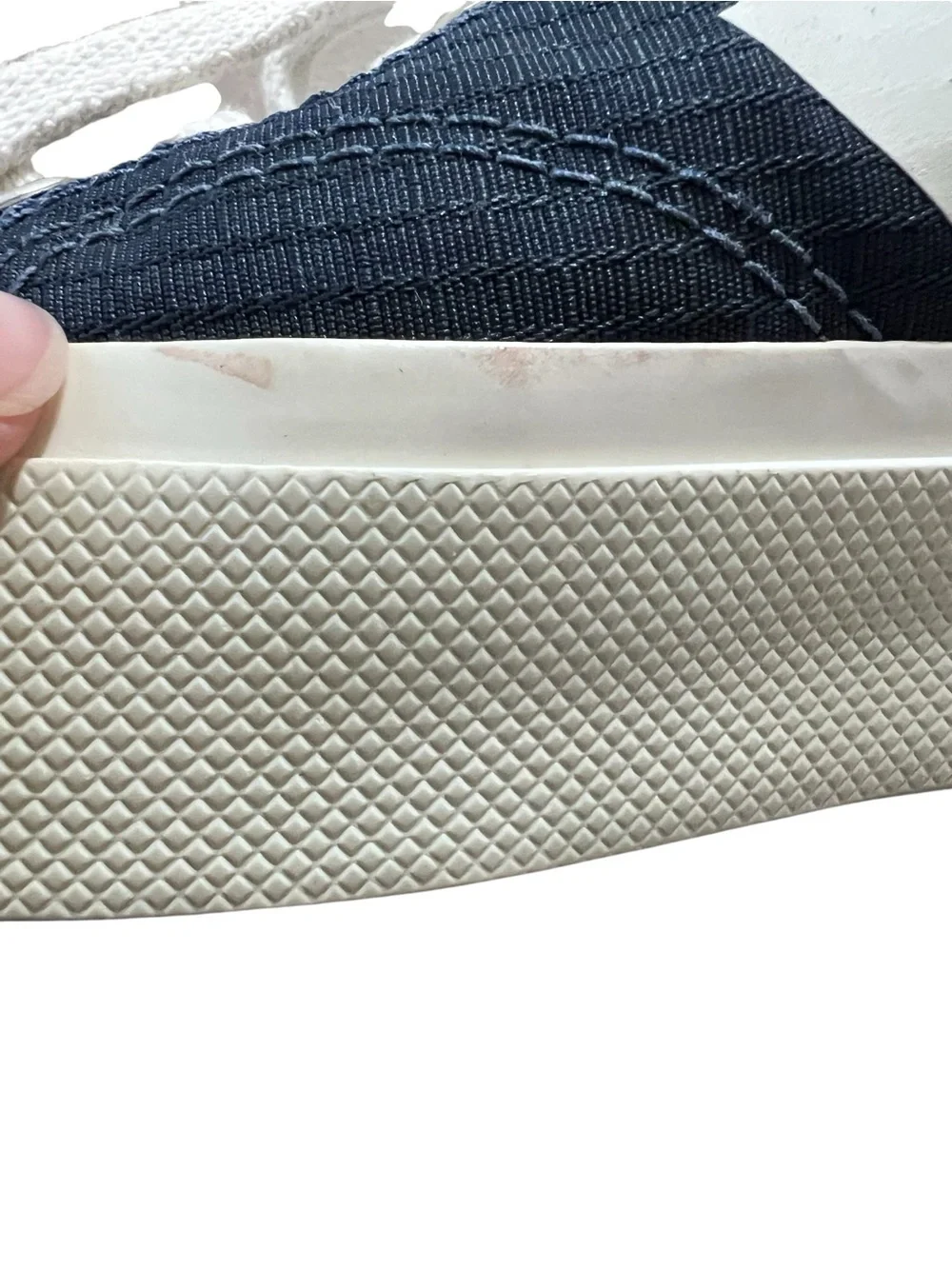VEJA Wata II Low Ripstop Sneaker - Picture 10 of 10